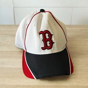 BOSTON RED SOX New Era 39thirty MLB Fitted Cap Medium / Large FAST SHIPPING